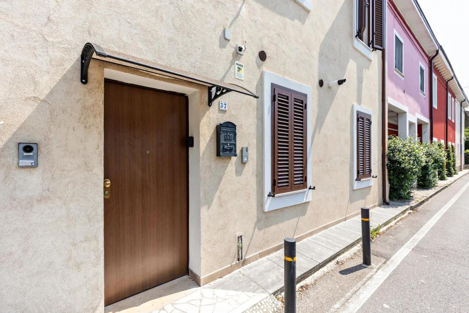 House Verona Zen Luaran gambar